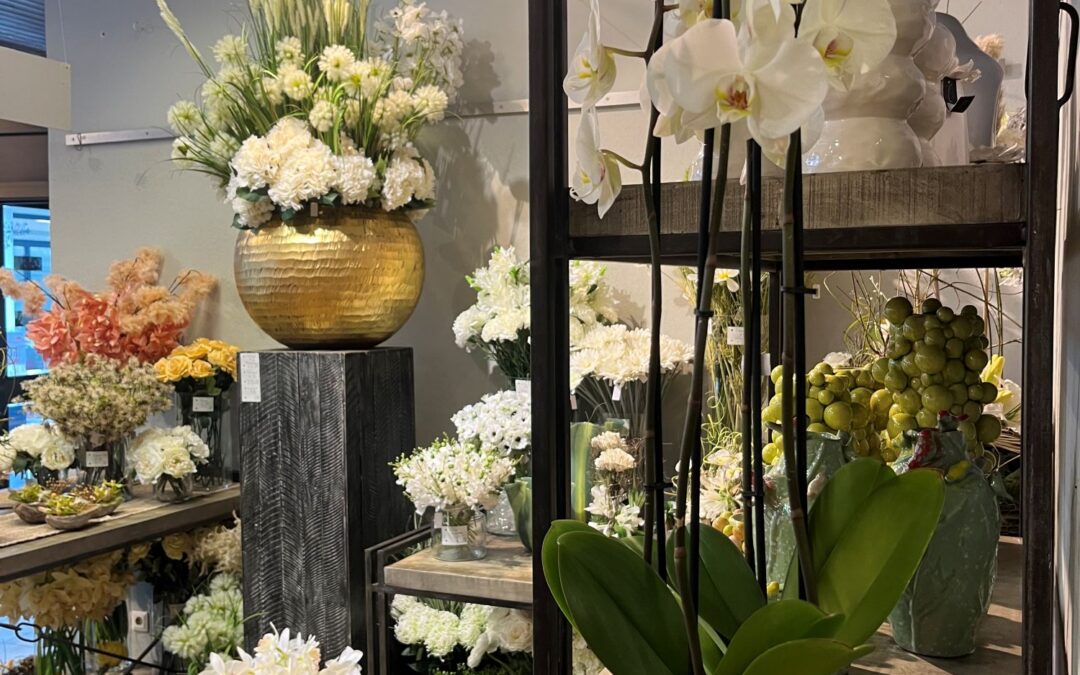 Zeitlose Arrangements, die bleiben: Unsere neue Seidenblumenwelt in Hildesheim